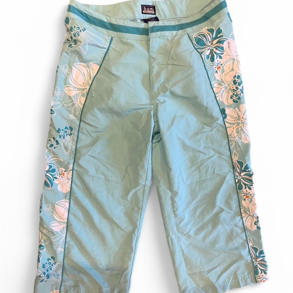Women’s B.U.M. Equipment Floral Print Capri Pants - Blue